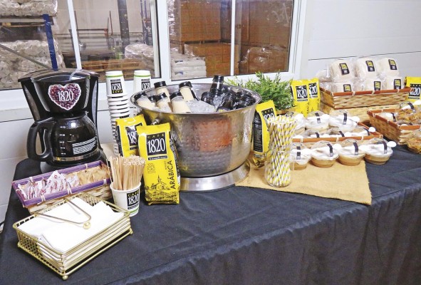 La chef Rachel Pol preparó platos ligeros y sencillos con el café como uno de sus ingredientes. La chef Rachel Pol preparó platos ligeros y sencillos con el café como uno de sus ingredientes.