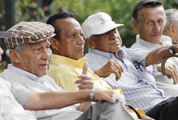 Se benefician 276 mil jubilados y pensionados. Se benefician 276 mil jubilados y pensionados.