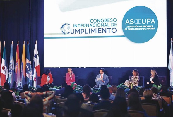 La octava edición del Congreso Internacional de Cumplimiento se realiza el 19 y 20 de octubre. La octava edición del Congreso Internacional de Cumplimiento se realiza el 19 y 20 de octubre.