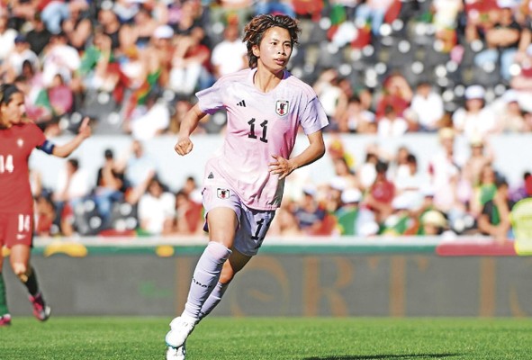 Las llamadas “Nadeshiko Japan” cuentan con exponentes destacadas de recorrido en Europa como Saki Kumagai, Risa Shimizu, Yui Hasegawa e Iwabuchi Mana. Las llamadas “Nadeshiko Japan” cuentan con exponentes destacadas de recorrido en Europa como Saki Kumagai, Risa Shimizu, Yui Hasegawa e Iwabuchi Mana.
