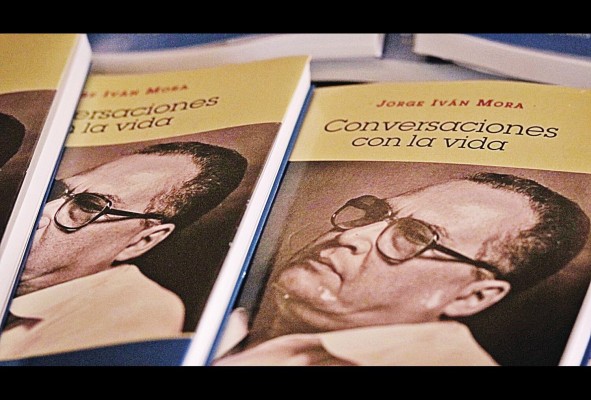 El libro 'Conversaciones con la vida' es un homenaje vivo a la obra del poeta panameño y a sus aportes. El libro 'Conversaciones con la vida' es un homenaje vivo a la obra del poeta panameño y a sus aportes.