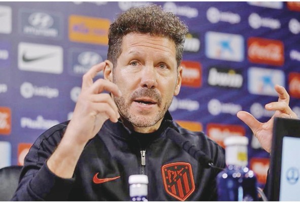 Simeone, en la rueda de prensa tras el entrenamiento celebrado en la Ciudad deportiva Wanda Metropolitano. Simeone, en la rueda de prensa tras el entrenamiento celebrado en la Ciudad deportiva Wanda Metropolitano.