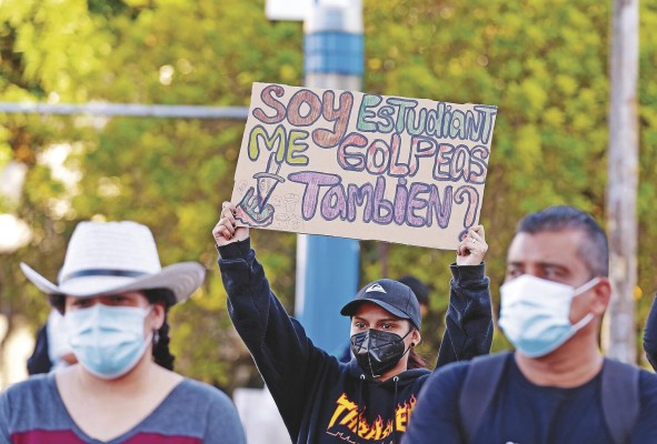 Pandemia de la covid-19 genera aumentos en la desigualdad de género y la violencia doméstica Pandemia de la covid-19 genera aumentos en la desigualdad de género y la violencia doméstica