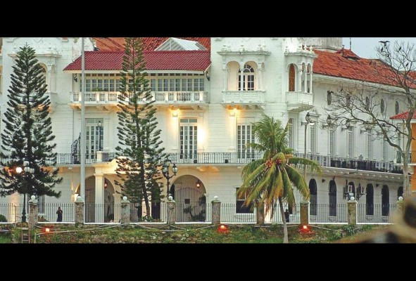 Panamá plantea diálogo al ICIJ para evitar que manchen su nombre Panamá plantea diálogo al ICIJ para evitar que manchen su nombre