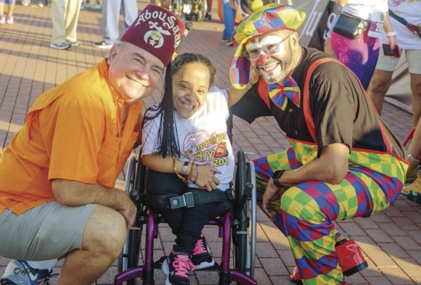 Los Shriners de Abou Saad se establecen en la República de Panamá como entidad filantrópica en 1918. Los Shriners de Abou Saad se establecen en la República de Panamá como entidad filantrópica en 1918.