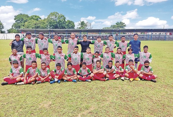 La academia de fútbol cuenta con varias categorías juveniles masculinas y tiene en desarrollo un proyecto con el fútbol femenino. La academia de fútbol cuenta con varias categorías juveniles masculinas y tiene en desarrollo un proyecto con el fútbol femenino.