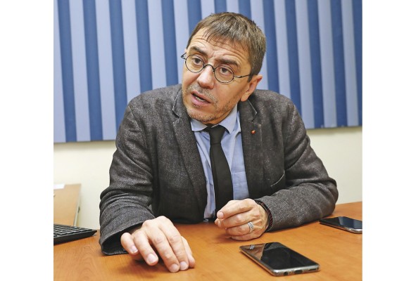 Monedero dictó clases la semana pasada en la Escuela de Verano de la Universidad de Panamá. Monedero dictó clases la semana pasada en la Escuela de Verano de la Universidad de Panamá.