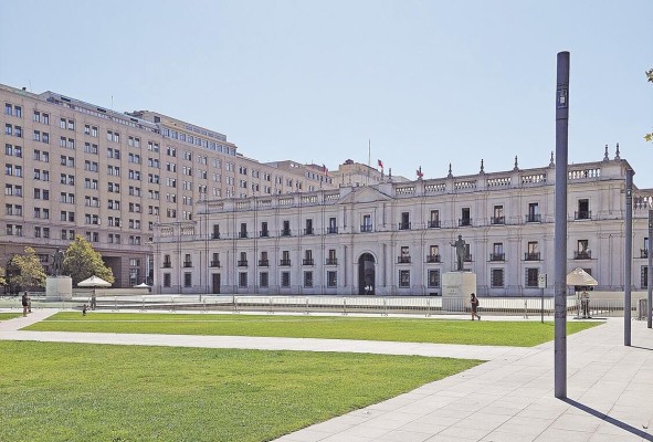 El Palacio de la Moneda fue inaugurado en 1805. El Palacio de la Moneda fue inaugurado en 1805.