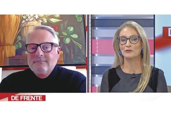 John Feeley en declaraciones al programa dominical 'De Frente con Sabrina Bacal' que se emite por “TVN”. John Feeley en declaraciones al programa dominical 'De Frente con Sabrina Bacal' que se emite por “TVN”.