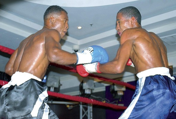 Persiste acecho del boxeo profesional a los Juegos Olímpicos Persiste acecho del boxeo profesional a los Juegos Olímpicos