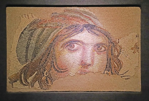 La niña gitana, el más famoso de los mosaicos de Zeugma La niña gitana, el más famoso de los mosaicos de Zeugma