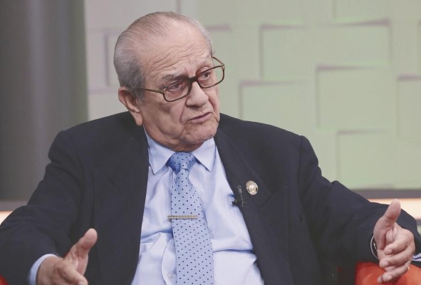 'Hay que conocer la idiosincrasia del estudiante, debe ver al profesor como un amigo, no como un enemigo' 'Hay que conocer la idiosincrasia del estudiante, debe ver al profesor como un amigo, no como un enemigo'