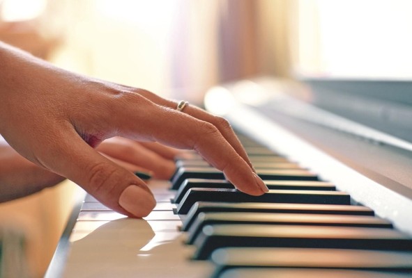 Las grandes leyendas del piano trazaron el camino al éxito. Las grandes leyendas del piano trazaron el camino al éxito.