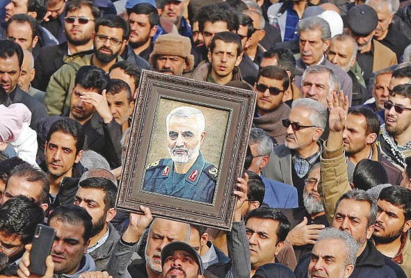Masivo funeral de Estado del general Qasem Soleimani celebrado en las calles de Teherán, capital de Irán. Masivo funeral de Estado del general Qasem Soleimani celebrado en las calles de Teherán, capital de Irán.