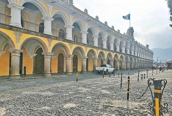 El Palacio de los Capitanes Generales de Antigua Guatemala El Palacio de los Capitanes Generales de Antigua Guatemala