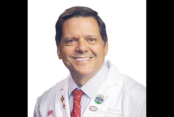 Investigador de varios proyectos terapia contra la covid-19 en el ámbito internacional, el doctor Sosa muestra preocupación por la gran cantidad de enfermos que se dejaron de atender durante meses, por la presencia de la pandemia. Investigador de varios proyectos terapia contra la covid-19 en el ámbito internacional, el doctor Sosa muestra preocupación por la gran cantidad de enfermos que se dejaron de atender durante meses, por la presencia de la pandemia.