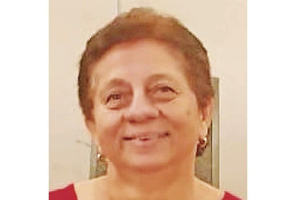 Nelva Reyes. Docente Es maestra de primaria y la actual secretaria general de la Central General de Trabajadores de Panamá. Defensora de los derechos humanos. Nelva Reyes. Docente Es maestra de primaria y la actual secretaria general de la Central General de Trabajadores de Panamá. Defensora de los derechos humanos.