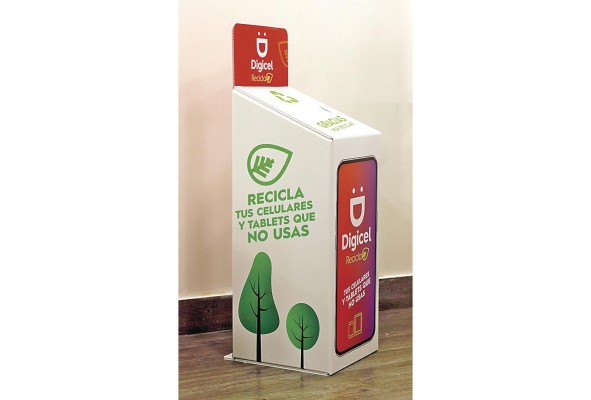 Digicel Recicla busca recolectar celulares y tabletas para que reciban el tratamiento para su desmontaje y reutilización. Digicel Recicla busca recolectar celulares y tabletas para que reciban el tratamiento para su desmontaje y reutilización.