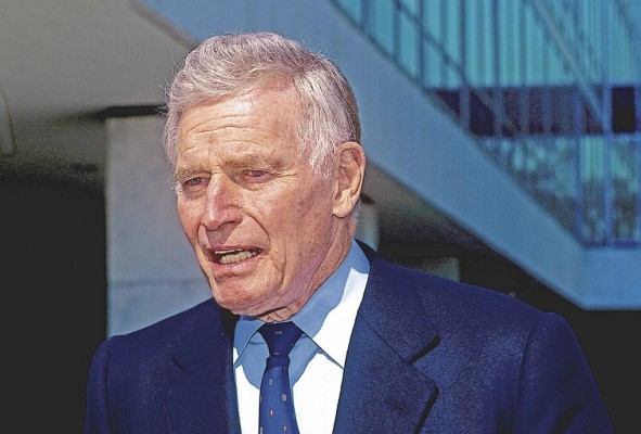 Charlton Heston se dio a conocer por Moisés, en “Los diez mandamientos”. Charlton Heston se dio a conocer por Moisés, en “Los diez mandamientos”.