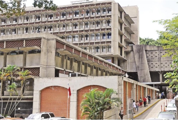 El Instituto Oncológico Nacional El Instituto Oncológico Nacional