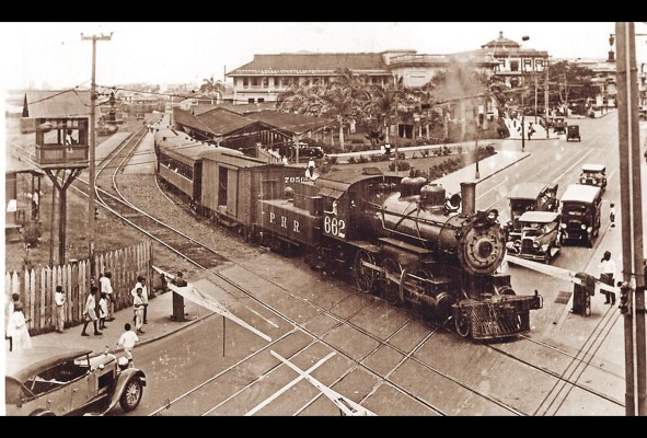 El ferrocarril interoceánico culminado en 1855, fue otra fuente extraordinaria de ingresos para el país durante su construcción y posterior explotación. El ferrocarril interoceánico culminado en 1855, fue otra fuente extraordinaria de ingresos para el país durante su construcción y posterior explotación.