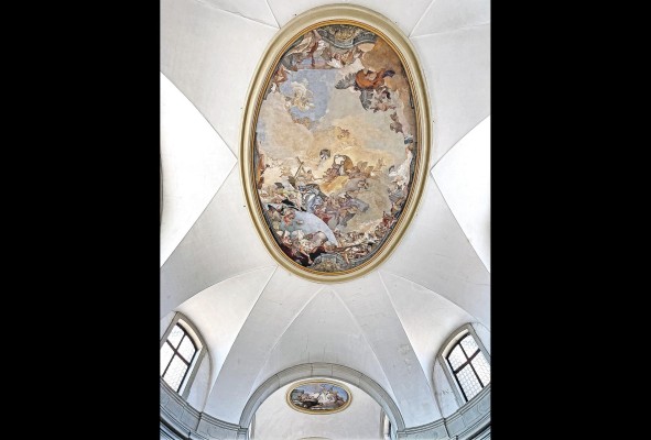 Lienzo de Tiepolo en el cielo raso de la iglesia Lienzo de Tiepolo en el cielo raso de la iglesia