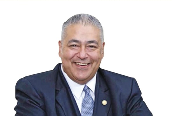Alfonso Fraguela.Abogado Es abogado y consultor en comunicación y relaciones públicas. Ha sido vicepresidente y presidente encargado del Colegio Nacional de Abogados. Alfonso Fraguela.Abogado Es abogado y consultor en comunicación y relaciones públicas. Ha sido vicepresidente y presidente encargado del Colegio Nacional de Abogados.