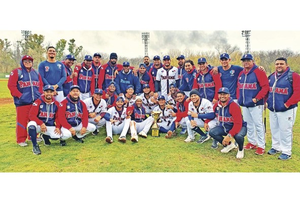 La novena panameña cumplió con la misión de lograr el cupo para los Juegos Panamericanos de Santiago La novena panameña cumplió con la misión de lograr el cupo para los Juegos Panamericanos de Santiago