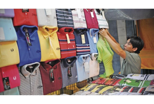 Asia se corona como el continente con mayor producción y distribución ilícita en nueve de diez categorías. Asia se corona como el continente con mayor producción y distribución ilícita en nueve de diez categorías.