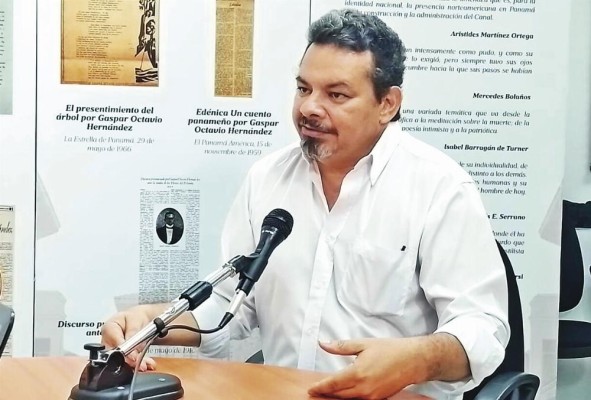César Del Vasto, historiador y escritor César Del Vasto, historiador y escritor