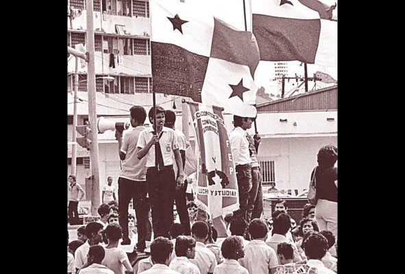 El alcance del 9 de enero se extiende a los tratados Torrijos-Carter de 1977. El alcance del 9 de enero se extiende a los tratados Torrijos-Carter de 1977.