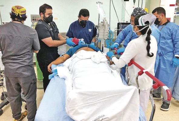 Actualmente los casos de urgencias en el hospital Santo Tomás requieren cerca de 30 minutos de traslado del paciente para tomar una radiografía Actualmente los casos de urgencias en el hospital Santo Tomás requieren cerca de 30 minutos de traslado del paciente para tomar una radiografía