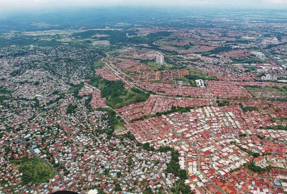 En 1968, el IVU hizo el último esfuerzo a base de talento local, de pensar la ciudad del futuro. En 1968, el IVU hizo el último esfuerzo a base de talento local, de pensar la ciudad del futuro.