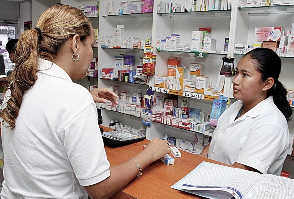 A partir del 15 de agosto de 2022 se aplicará un descuento del 30% en 1.200 medicamentos. A partir del 15 de agosto de 2022 se aplicará un descuento del 30% en 1.200 medicamentos.