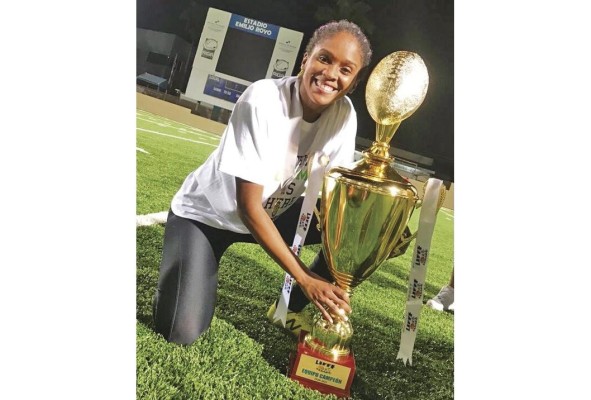 Katherine Guerrero juega para el equipo Wolverine y es la actual campeona de la liga. Katherine Guerrero juega para el equipo Wolverine y es la actual campeona de la liga.