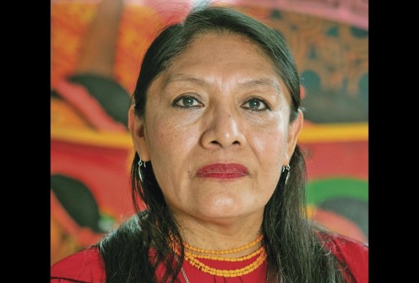 Iguandili López fue la primera bailarina indígena (Guna Yala) en ocupar la directiva de la Escuela Nacional de Danza. Iguandili López fue la primera bailarina indígena (Guna Yala) en ocupar la directiva de la Escuela Nacional de Danza.