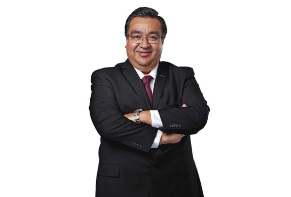 Ricardo asegura que este año deberían conocerse los resultados del estudio que determinará si Panamá es un mercado apto para la introducción de los vehículos eléctricos de la compañía. Ricardo asegura que este año deberían conocerse los resultados del estudio que determinará si Panamá es un mercado apto para la introducción de los vehículos eléctricos de la compañía.