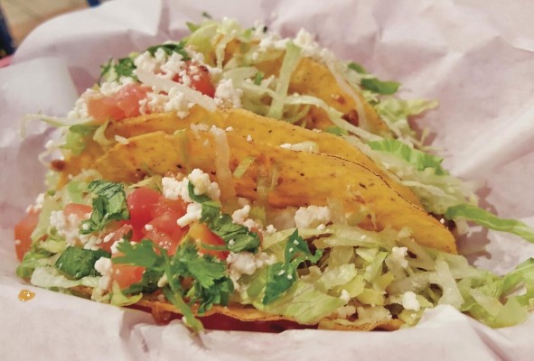 Las tortillas mexicanas de maíz, con las que suelen preparar los populares tacos, deben ser degustadas recién hechas. Las tortillas mexicanas de maíz, con las que suelen preparar los populares tacos, deben ser degustadas recién hechas.