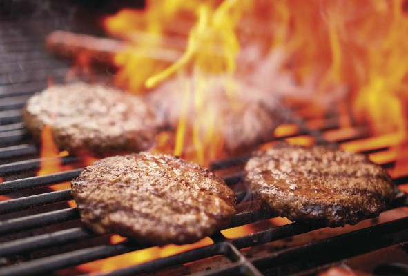Hamburgesas al grill, una delicia. Hamburgesas al grill, una delicia.