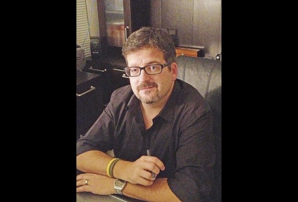 Harrell ha ilustrado sus propios libros desde 2013. Harrell ha ilustrado sus propios libros desde 2013.