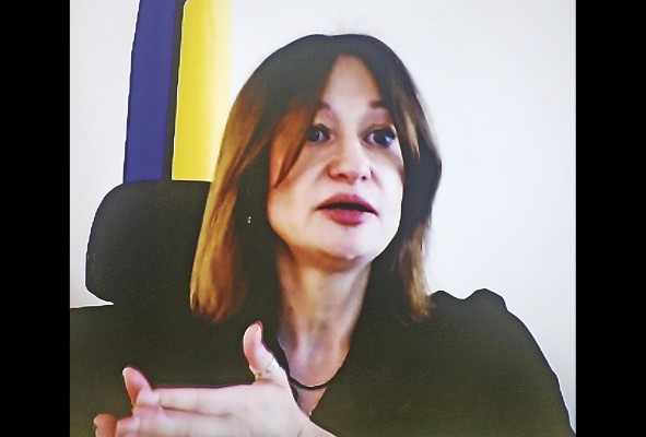 Oksana Dramaretska: 'Hemos pedido al gobierno panameño cerrar el Canal de Panamá al paso de buques rusos' Oksana Dramaretska: 'Hemos pedido al gobierno panameño cerrar el Canal de Panamá al paso de buques rusos'