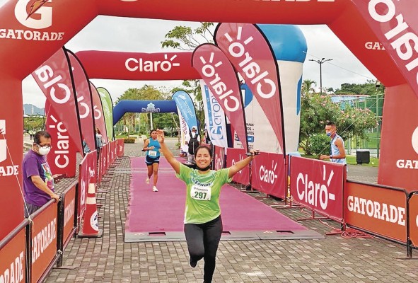 La carrera se realizó en distancias de 5 y 10 kilómetros, teniendo como punto de partida y meta, la Cinta Costera 3. La carrera se realizó en distancias de 5 y 10 kilómetros, teniendo como punto de partida y meta, la Cinta Costera 3.