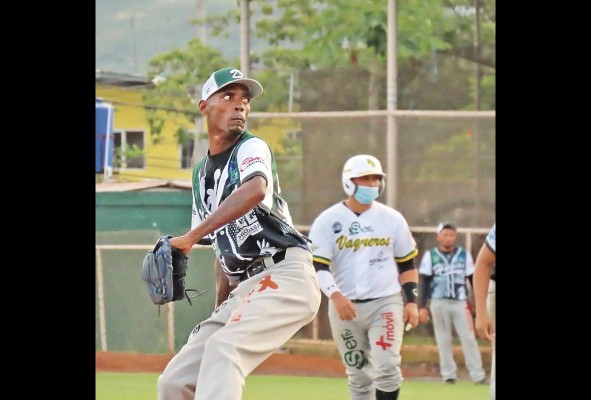 Alberto Acosta volvió a los torneos nacionales, esta vez vistiendo la camiseta de la novena del Darién. Alberto Acosta volvió a los torneos nacionales, esta vez vistiendo la camiseta de la novena del Darién.