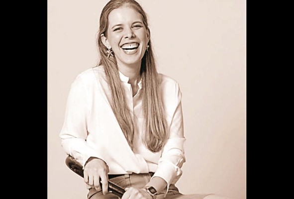 Elisa Vegas 'La cultura no se trata solo de elevar el hecho estético, sino de ayudar a la sociedad'. Elisa Vegas 'La cultura no se trata solo de elevar el hecho estético, sino de ayudar a la sociedad'.