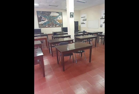 El salón de la biblioteca antes era un espacio de tranquilidad para los usuarios El salón de la biblioteca antes era un espacio de tranquilidad para los usuarios