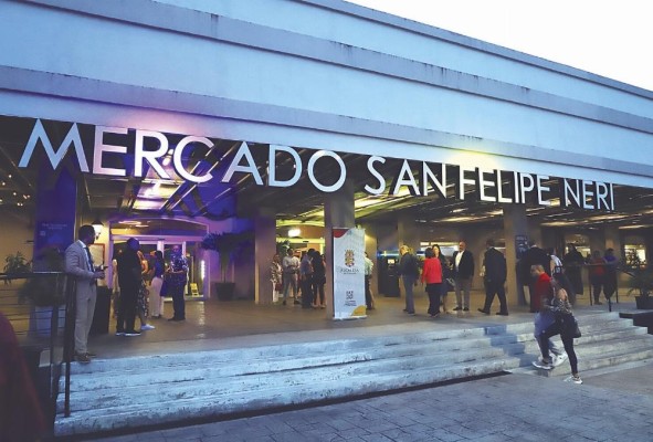 El Mercado San Felipe Neri es administrado por el Municipio de Panamá El Mercado San Felipe Neri es administrado por el Municipio de Panamá