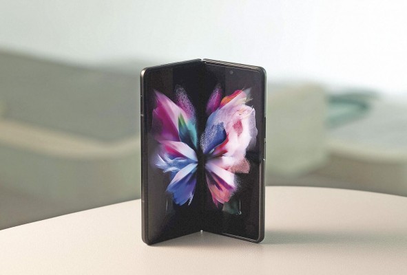 Los teléfonos inteligentes plegable Galaxy Z Fold3 y Z Flip3 de Samsung. Los teléfonos inteligentes plegable Galaxy Z Fold3 y Z Flip3 de Samsung.