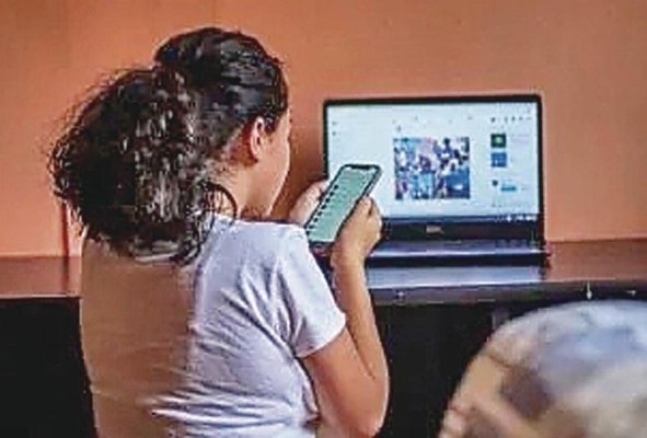 Un 60% de las mujeres han sido víctimas de extorsión sexual en plataformas digitales. Un 60% de las mujeres han sido víctimas de extorsión sexual en plataformas digitales.