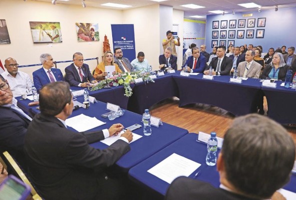 Instalación de la comisión nacional y técnica de salario mínimo 2023. Instalación de la comisión nacional y técnica de salario mínimo 2023.