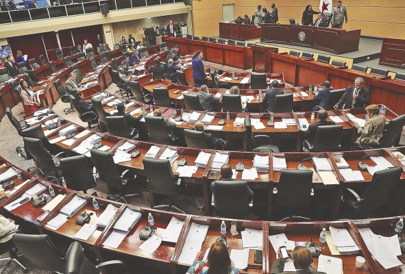 La Asamblea tiene este año una amplia tarea pendiente en temas de transparencia y combate a la corrupción. La Asamblea tiene este año una amplia tarea pendiente en temas de transparencia y combate a la corrupción.